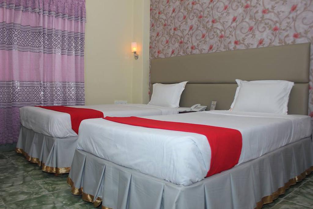 Golden Inn Chattagram Ltd Chittagong Buitenkant foto